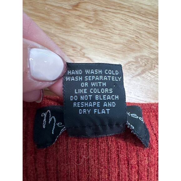 Mercer & Madison Women's Red 100% Italian Wool V-Neck Sweater, Size M, EUC - Picture 3 of 4